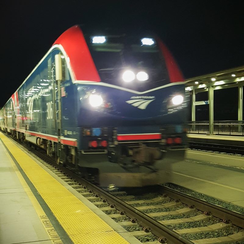 Der Amtrak-Zug der kalifornischen "Coast Starlight"-Linie